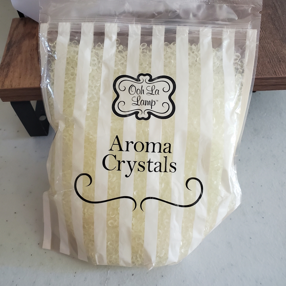 Pure Gardenia Aroma Crystals for Warmer or Sachet does not melt Home Interiors